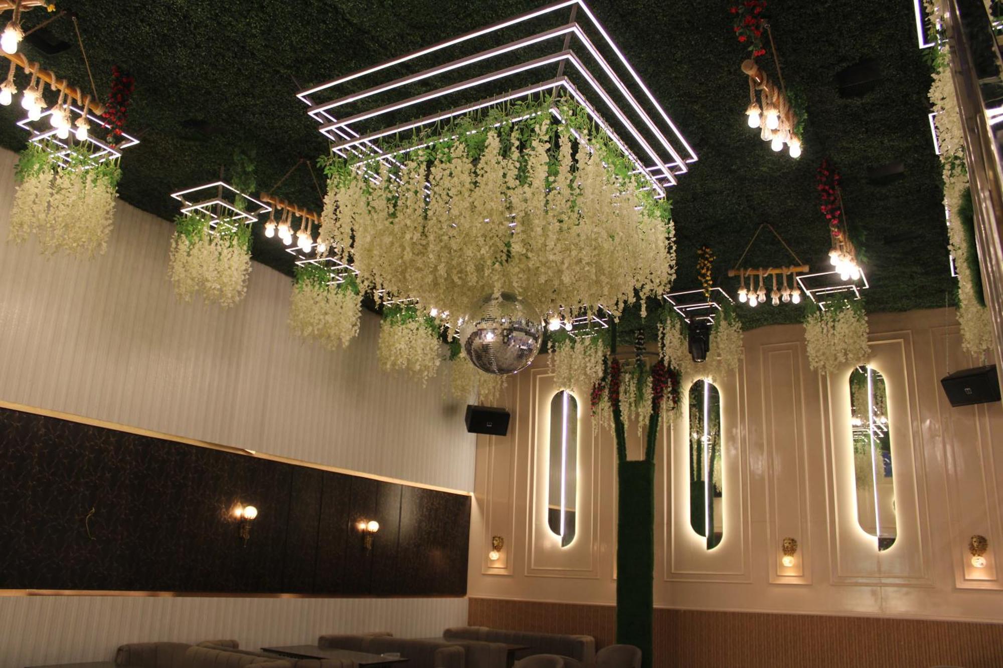 Hotel Gold Stone Kanpur Exterior photo